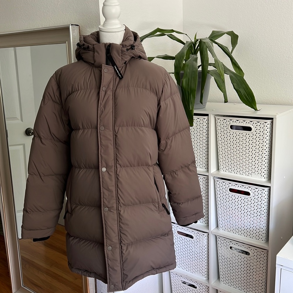 Aritzia TNA SuperPuff Mid Size Medium